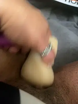 juicythickclit69 online show from November 2025 05:13:02 AM