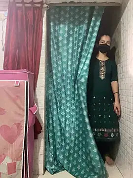 Red Queen 11 online show from March 2026 07:00:02 PM