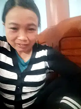 Snapshot of Yanmay_00 chatting on November 2025 01:20:01 PM Yanmay 00 online show from November 2025 01:20:01 PM