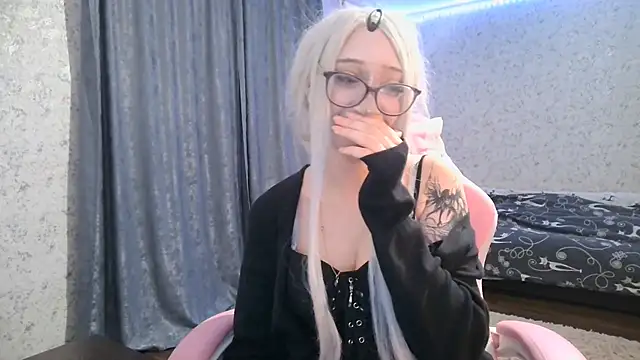 Snapshot of cupcakevice chatting on November 2025 05:15:02 PM cupcakevice online show from November 2025 05:15:02 PM