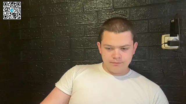 CuteButNaughty  online show from June 2026 06:44:01 PM