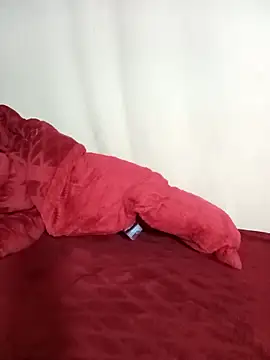 Em-mupmup online show from December 2025 10:28:02 PM