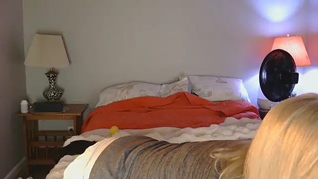 Snapshot of machineslut chatting on May 2026 03:03:02 AM machineslut online show from May 2026 03:03:02 AM