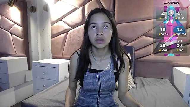 bunnywhite21 online show from November 2025 05:24:02 PM