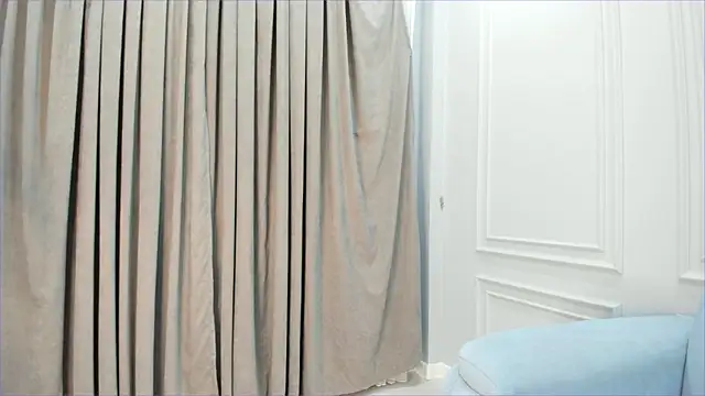 rose hitakayama online show from November 2025 12:36:01 AM