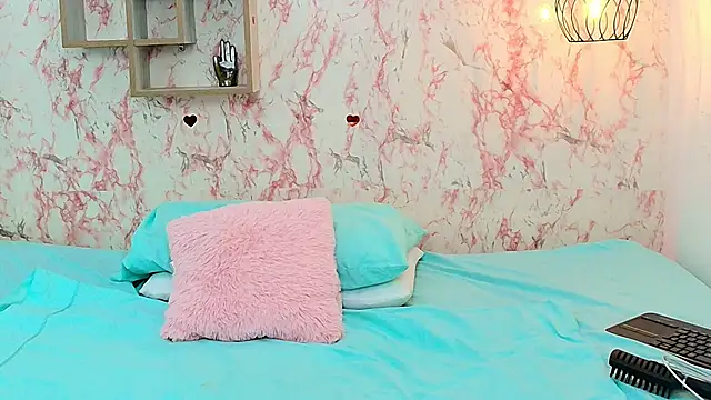 KATY LOWERY online show from February 2026 03:14:02 AM