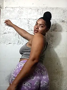 Snapshot of Khatiu chatting on November 2025 12:53:01 AM Khatiu online show from November 2025 12:53:01 AM