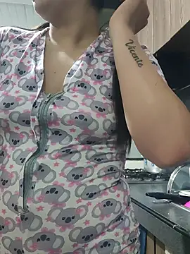 Little-Sammy online show from November 2025 04:11:02 AM