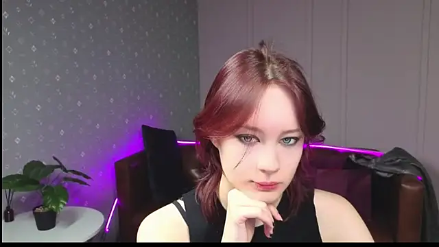 Annie Way online show from December 2025 08:21:02 AM