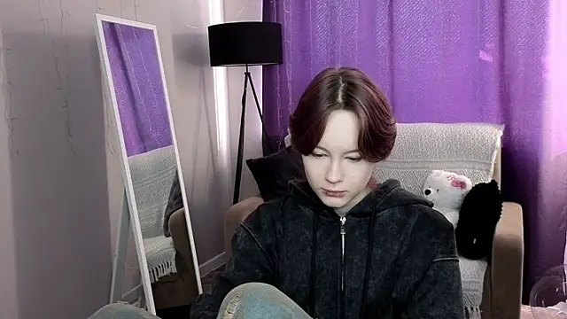 Annie Way online show from March 2026 05:37:02 AM