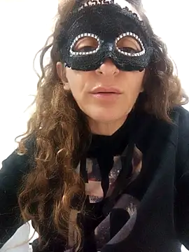 Giorgia13 online show from November 2025 09:24:02 PM