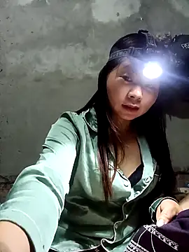 vangkt-cute online show from April 2026 07:40:02 PM