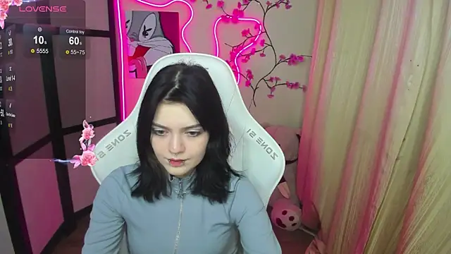 EmmaDarkk online show from November 2025 10:15:01 AM