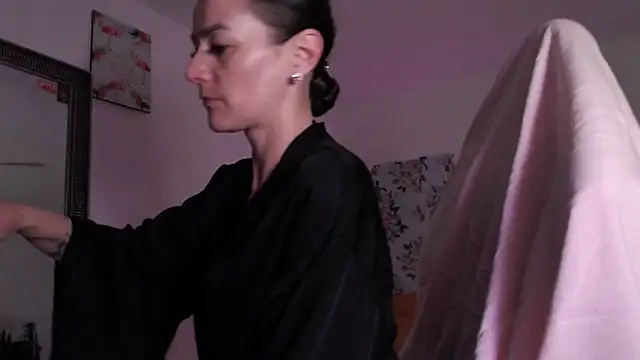 MissyDior8 online show from April 2026 10:13:01 AM