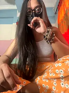 Snapshot of Saguphtah_Chattergy_22 chatting on November 2025 10:04:01 AM Saguphtah Chattergy 22 online show from November 2025 10:04:01 AM