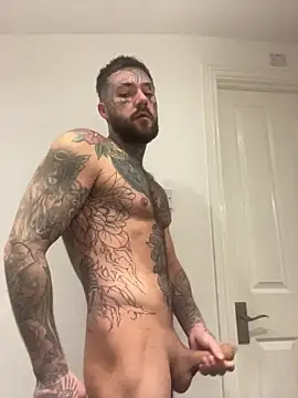 Snapshot of magicmichaell chatting on November 2025 01:22:01 PM magicmichaell online show from November 2025 01:22:01 PM