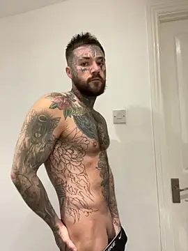 Snapshot of magicmichaell chatting on November 2025 01:00:02 PM magicmichaell online show from November 2025 01:00:02 PM