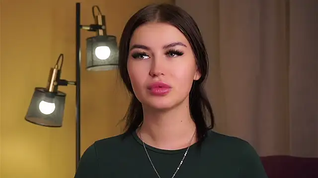 CoreenYorton online show from December 2025 01:10:01 AM