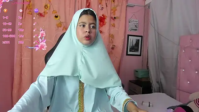 NaylaAbadi online show from February 2026 12:43:02 PM