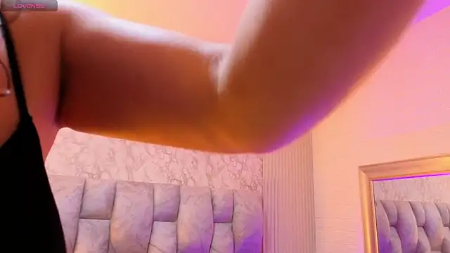 ScarlettNyx online show from February 2026 11:28:02 AM