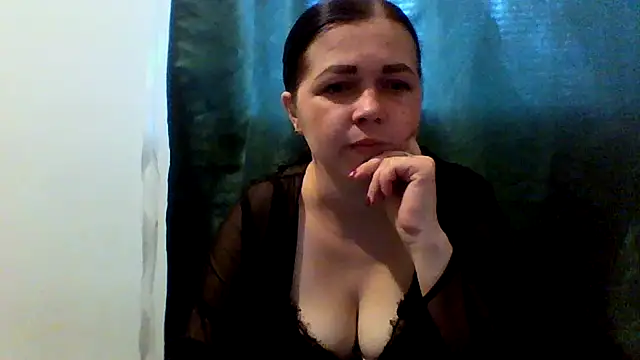 Vitalina282128 online show from June 2026 02:43:02 PM