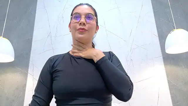 Snapshot of NattyTrainor chatting on November 2025 04:51:01 AM NattyTrainor online show from November 2025 04:51:01 AM