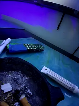 Snapshot of Br0kenKenDoll chatting on November 2025 05:23:02 AM Br0kenKenDoll online show from November 2025 05:23:02 AM