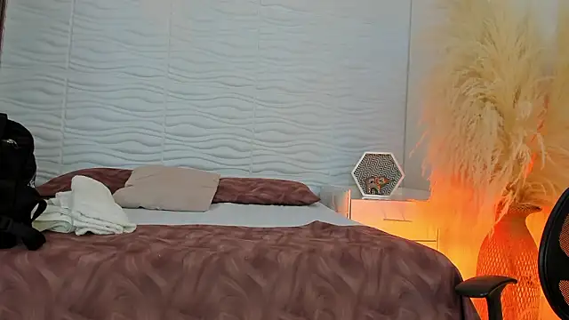 lilithDraven  online show from March 2026 04:16:01 AM