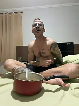 Snapshot of Lucasjandre chatting on July 2026 11:22:02 PM Lucasjandre online show from July 2026 11:22:02 PM