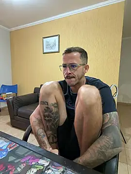 Snapshot of Lucasjandre chatting on July 2026 12:34:01 PM Lucasjandre online show from July 2026 12:34:01 PM