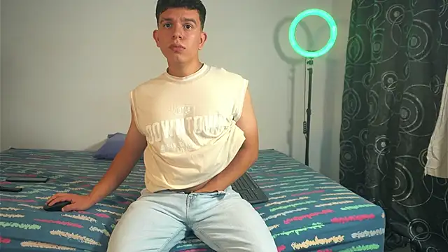 Max ethan5 online show from November 2025 10:31:02 PM