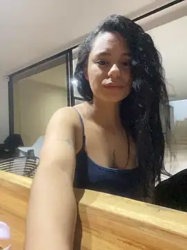 Snapshot of Ciara_Lawrence chatting on November 2025 07:01:01 AM Ciara Lawrence online show from November 2025 07:01:01 AM