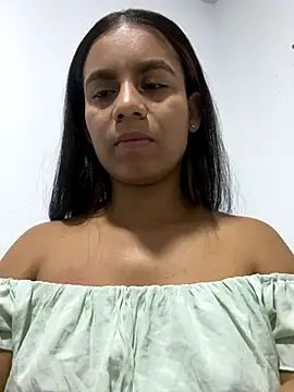 lineichun1708 online show from November 2025 02:22:02 AM