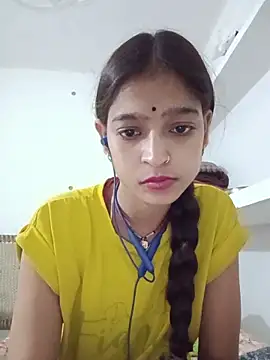 Mohnicute online show from June 2026 06:21:02 PM