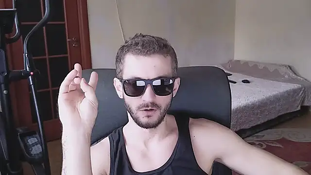 Snapshot of 333Alone_in_theDark777 chatting on December 2025 07:35:01 AM 333Alone in theDark777 online show from December 2025 07:35:01 AM