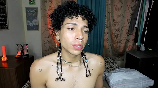 Angel White25 online show from June 2026 05:41:01 AM