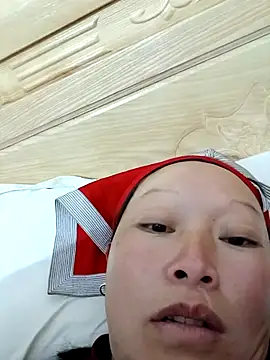 girl-hot2x online show from February 2026 02:31:01 PM