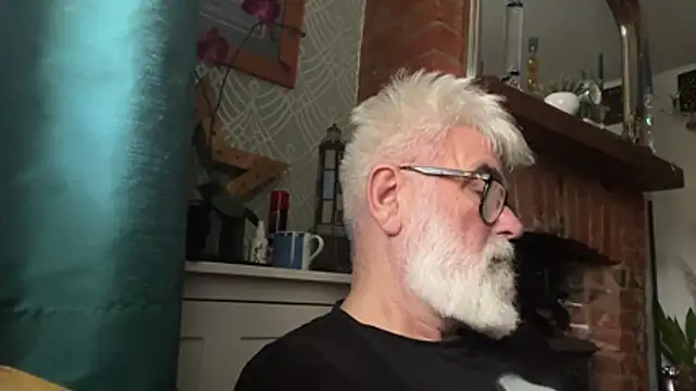 LeatherSdaddy online show from November 2025 10:07:01 AM