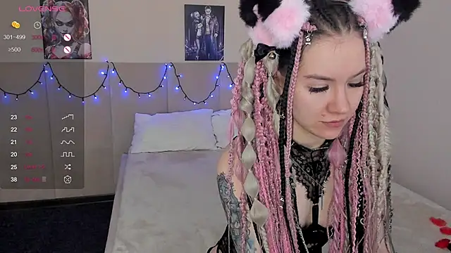 Snapshot of Lina_Moony chatting on November 2025 02:01:01 AM Lina Moony online show from November 2025 02:01:01 AM