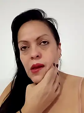 kristal253 online show from November 2025 10:36:01 PM