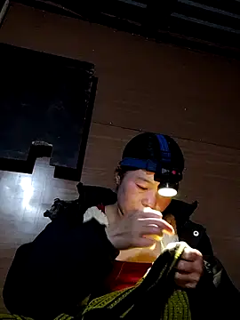 may-man online show from November 2025 12:49:01 PM