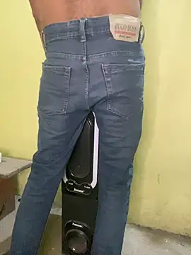 hotyyyyjonny online show from April 2026 02:47:02 AM