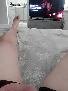 Robesz1982 online show from June 2026 08:15:01 AM