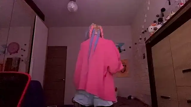 EffacedScan online show from November 2025 02:19:01 PM