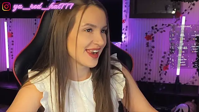 -RED HAT- online show from April 2026 06:12:01 PM