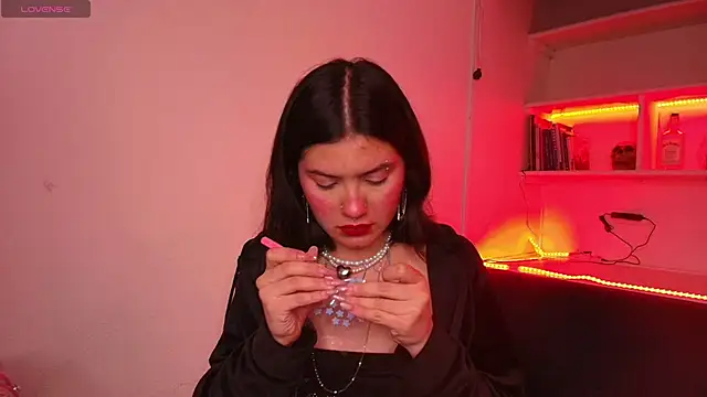 Brandy collinss online show from November 2025 11:31:02 AM