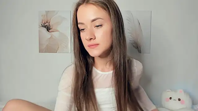 Snapshot of ShineRox chatting on November 2025 05:56:02 PM ShineRox online show from November 2025 05:56:02 PM