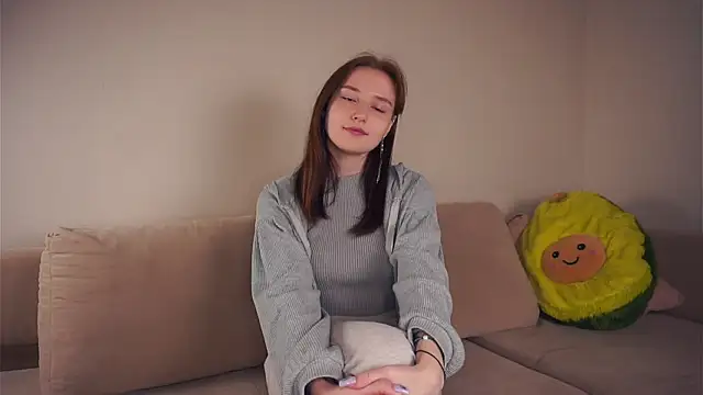 IsaParadiso online show from November 2025 06:57:01 PM