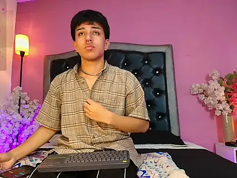 Davel Svetla online show from November 2025 01:18:02 PM