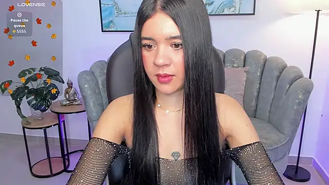 alix nova online show from November 2025 11:34:02 AM